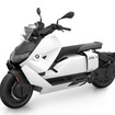 BMWモトラッドの電動スクーター『CE 04』