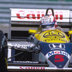 1986年に「FW11」をドライブするナイジェル・マンセル氏