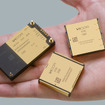 Vicorの車載グレード電源モジュールBCM6135（左） DCM3735（右）PRM3735（中）