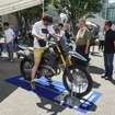 新型『DR-Z4S』『DR-Z4SM』が展示された「スズキ モーターサイクルコレクション2025」（7月19日）