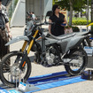 スズキ『DR-Z4S』ローシート装着車（スズキ モーターサイクルコレクション2025）