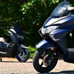 スズキの『バーグマンストリート125EX』と、ヤマハの『NMAX』