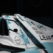 ティールブルーの日産フォーミュラEマシン