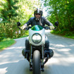 BMW『R12』と『R18』のカスタムバイク「スピード・シスターズ」