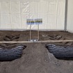 軸重をそろえた2種類のタイヤで圃場を走行し、土壌の圧縮を比較
