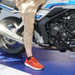 ホンダ CB1000Fの足付き