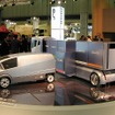 【東京ショー2002速報】いすゞ『FL-4』はCd＝0.31! ---機能が作り出すデザイン
