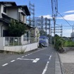 小金井市道573号線、二枚橋の坂（上から）