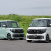 日産 ルークス（左）とルークス AUTECH LINE（右）