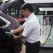 平野石油の簡易給油機から給油