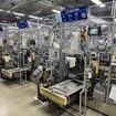 検査の自動化を行う生産ラインの様子