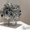 三菱 エクスフォースに搭載されるハイブリッドトランスミッション。タイで生産される
