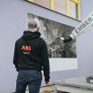 高度なロボット技術とAIを融合させた独創的なアート作品