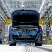 ハンガリーのデブレツェン工場で新型BMW『iX3』の量産を10月末に開始