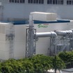 マツダが導入の検討を進めるガスコージェネレーションシステム。川崎重工業株式会社神戸工場パワーセンター3号