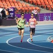 ガイドの堀越選手（左）と唐澤選手（右）