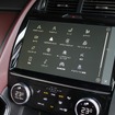 音楽プレイヤーとして利用するのは純正オーディオ。ここでも大きく加工するのではなく純正を生かしたシステム作りが徹底される。