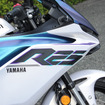 ヤマハ YZF-R25（マットパールホワイト）
