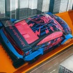 新型メルセデスベンツ『CLA』のアート作品。実物大「Hot Wheels」に