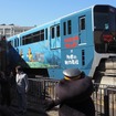 ラッピングモノレール「平成狸合戦ぽんぽこ×多摩の魅力発信」（多摩都市モノレール）