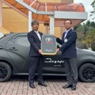 マット塗装仕上げの『ヤリス』を茨城トヨペットがトヨタ東京自動車大学校に寄贈