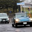続々と早朝の車山高原に集まる参加車両