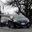 続々と早朝の車山高原に集まる参加車両