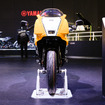 「レジェンドイエロー」のヤマハ XSR900GP 2026年モデル（ジャパンモビリティショー2025）