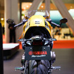 「レジェンドイエロー」のヤマハ XSR900GP 2026年モデル（ジャパンモビリティショー2025）