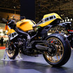 「レジェンドイエロー」のヤマハ XSR900GP 2026年モデル（ジャパンモビリティショー2025）