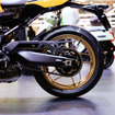 「レジェンドイエロー」のヤマハ XSR900GP 2026年モデル（ジャパンモビリティショー2025）