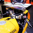 「レジェンドイエロー」のヤマハ XSR900GP 2026年モデル（ジャパンモビリティショー2025）