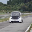 アステモのインホイールモーターによる運動制御と新操作デバイスを搭載したデモ車両