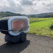 トヨタ自動車製小型・低速ロボット『SORA CAGO』