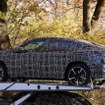 BMW iX4 市販型のプロトタイプ