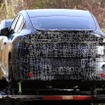 BMW iX4 市販型のプロトタイプ