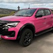 ピンクのいすゞ『D-Max』