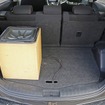 ラゲッジにはサブウーファーのみが設置され、他のユニット類はすべて床下設置され、荷物の積載スペースも確保した。