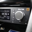 音楽プレイヤーのメインはアウネの車載デジタルプレイヤーのGTS2。操作性、クオリティともにオーナーも満足のユニット。