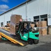 フォークリフトで荷役を効率化