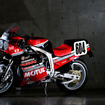 1241万円で落札された、ヨシムラのコンプリートマシン「GSX-R750 604号車」復刻版