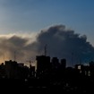 イラン、テヘランの空に煙（3月3日）