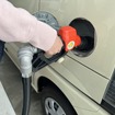 ガソリン給油（イメージ）