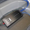 サブウーファー用のパワーアンプにはカロッツェリアの小型パワーアンプであるPRS-D800を採用した。