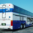 日本最大! ……84人乗り高速バス『メガライナー』、8日から運行開始