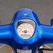ホンダ スーパーカブ110のメーター。140km/hまで表示されている