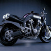 1999年の東京モーターショーで初公開されたヤマハ『MT-01コンセプト』（参考画像）