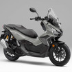 ホンダ ADV160（パールスモーキーグレー）