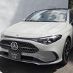 CLAは夏頃日本導入（写真はBEV仕様。Mercedes-Benz Studio Tokyo）