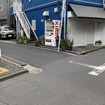 画面右奥～左手前が中野区道、特別区道24-940・東中野ギンザ通り